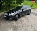 Черный Мерседес Ц-Класс, объемом двигателя 2.14 л и пробегом 305 тыс. км за 10300 $, фото 1 на Automoto.ua