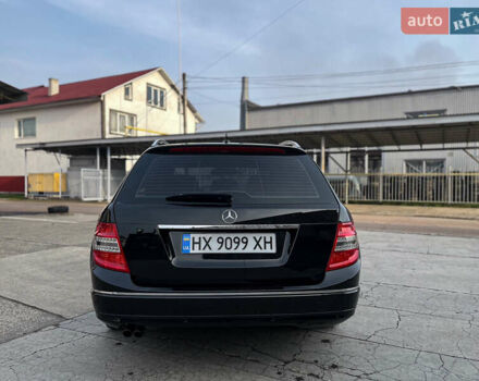 Чорний Мерседес Ц-Клас, об'ємом двигуна 2.14 л та пробігом 333 тис. км за 10650 $, фото 7 на Automoto.ua