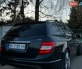 Черный Мерседес Ц-Класс, объемом двигателя 2.14 л и пробегом 382 тыс. км за 10400 $, фото 11 на Automoto.ua