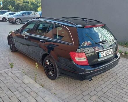 Черный Мерседес Ц-Класс, объемом двигателя 2.14 л и пробегом 300 тыс. км за 9000 $, фото 8 на Automoto.ua