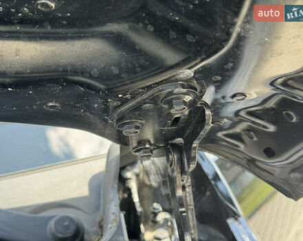 Чорний Мерседес Ц-Клас, об'ємом двигуна 2.2 л та пробігом 289 тис. км за 10950 $, фото 70 на Automoto.ua