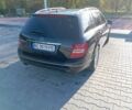 Чорний Мерседес Ц-Клас, об'ємом двигуна 2.1 л та пробігом 370 тис. км за 9500 $, фото 3 на Automoto.ua