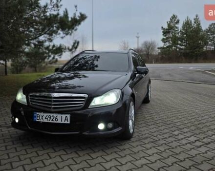 Чорний Мерседес Ц-Клас, об'ємом двигуна 2.14 л та пробігом 260 тис. км за 9700 $, фото 8 на Automoto.ua