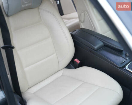 Черный Мерседес Ц-Класс, объемом двигателя 2.2 л и пробегом 357 тыс. км за 11250 $, фото 20 на Automoto.ua