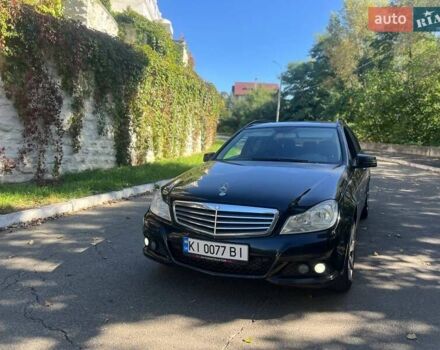 Черный Мерседес Ц-Класс, объемом двигателя 2.1 л и пробегом 357 тыс. км за 9999 $, фото 20 на Automoto.ua