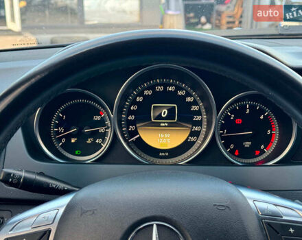 Чорний Мерседес Ц-Клас, об'ємом двигуна 2.2 л та пробігом 240 тис. км за 10000 $, фото 25 на Automoto.ua