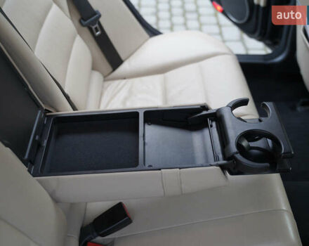 Черный Мерседес Ц-Класс, объемом двигателя 2.2 л и пробегом 357 тыс. км за 11250 $, фото 18 на Automoto.ua