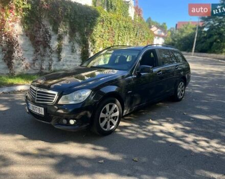 Черный Мерседес Ц-Класс, объемом двигателя 2.1 л и пробегом 357 тыс. км за 9999 $, фото 29 на Automoto.ua