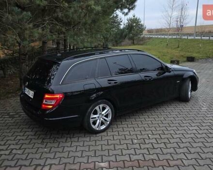 Чорний Мерседес Ц-Клас, об'ємом двигуна 2.14 л та пробігом 260 тис. км за 9700 $, фото 2 на Automoto.ua