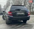 Чорний Мерседес Ц-Клас, об'ємом двигуна 2.14 л та пробігом 295 тис. км за 10700 $, фото 29 на Automoto.ua