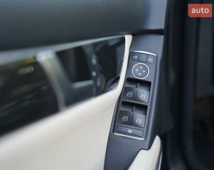 Черный Мерседес Ц-Класс, объемом двигателя 2.2 л и пробегом 357 тыс. км за 11250 $, фото 41 на Automoto.ua