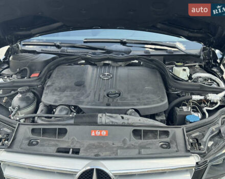 Чорний Мерседес Ц-Клас, об'ємом двигуна 2.2 л та пробігом 289 тис. км за 10950 $, фото 67 на Automoto.ua