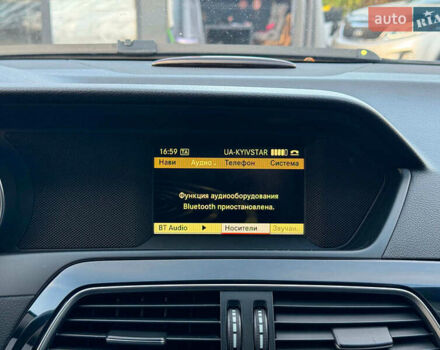 Чорний Мерседес Ц-Клас, об'ємом двигуна 2.2 л та пробігом 240 тис. км за 10000 $, фото 26 на Automoto.ua