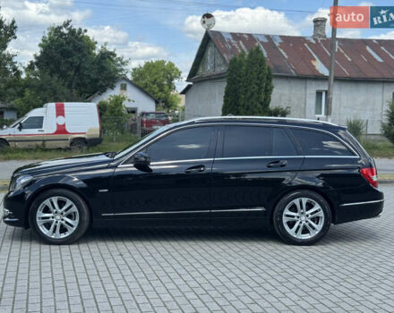 Черный Мерседес Ц-Класс, объемом двигателя 2.2 л и пробегом 289 тыс. км за 9900 $, фото 14 на Automoto.ua