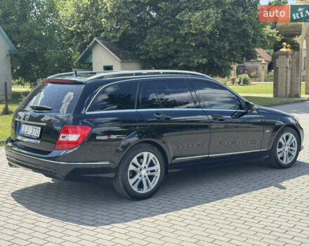 Черный Мерседес Ц-Класс, объемом двигателя 2.2 л и пробегом 289 тыс. км за 9900 $, фото 7 на Automoto.ua