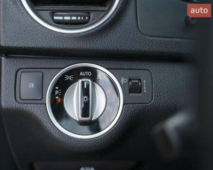 Черный Мерседес Ц-Класс, объемом двигателя 2.2 л и пробегом 357 тыс. км за 11250 $, фото 39 на Automoto.ua