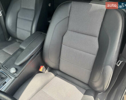 Черный Мерседес Ц-Класс, объемом двигателя 2.2 л и пробегом 289 тыс. км за 9900 $, фото 46 на Automoto.ua