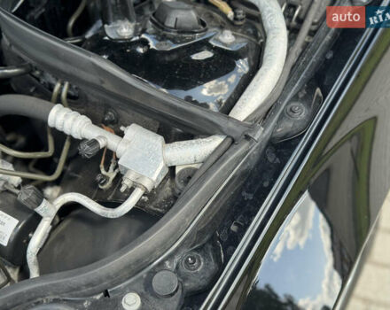 Чорний Мерседес Ц-Клас, об'ємом двигуна 2.2 л та пробігом 289 тис. км за 10950 $, фото 69 на Automoto.ua