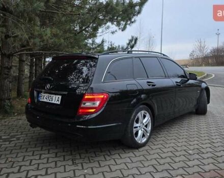 Чорний Мерседес Ц-Клас, об'ємом двигуна 2.14 л та пробігом 260 тис. км за 9700 $, фото 1 на Automoto.ua