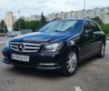 Чорний Мерседес Ц-Клас, об'ємом двигуна 2.14 л та пробігом 299 тис. км за 10700 $, фото 2 на Automoto.ua