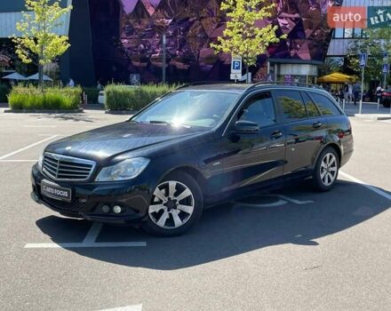 Чорний Мерседес Ц-Клас, об'ємом двигуна 2.14 л та пробігом 284 тис. км за 10990 $, фото 2 на Automoto.ua