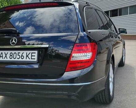 Чорний Мерседес Ц-Клас, об'ємом двигуна 2.14 л та пробігом 299 тис. км за 10700 $, фото 7 на Automoto.ua