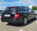 Чорний Мерседес Ц-Клас, об'ємом двигуна 2.14 л та пробігом 299 тис. км за 10700 $, фото 6 на Automoto.ua