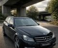 Черный Мерседес Ц-Класс, объемом двигателя 2.2 л и пробегом 320 тыс. км за 10499 $, фото 1 на Automoto.ua