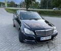 Черный Мерседес Ц-Класс, объемом двигателя 2.1 л и пробегом 344 тыс. км за 11500 $, фото 1 на Automoto.ua