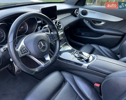 Чорний Мерседес Ц-Клас, об'ємом двигуна 2.2 л та пробігом 248 тис. км за 18000 $, фото 19 на Automoto.ua