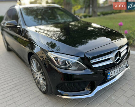 Чорний Мерседес Ц-Клас, об'ємом двигуна 2.2 л та пробігом 248 тис. км за 18000 $, фото 1 на Automoto.ua