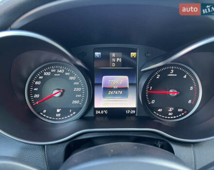 Чорний Мерседес Ц-Клас, об'ємом двигуна 2.2 л та пробігом 248 тис. км за 18000 $, фото 21 на Automoto.ua