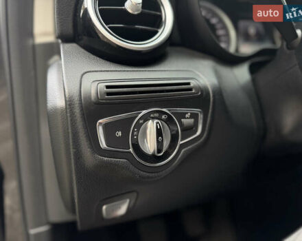 Чорний Мерседес Ц-Клас, об'ємом двигуна 1.6 л та пробігом 337 тис. км за 11500 $, фото 12 на Automoto.ua