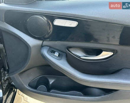 Черный Мерседес Ц-Класс, объемом двигателя 1.6 л и пробегом 244 тыс. км за 15200 $, фото 19 на Automoto.ua