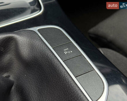 Чорний Мерседес Ц-Клас, об'ємом двигуна 1.6 л та пробігом 337 тис. км за 11500 $, фото 15 на Automoto.ua
