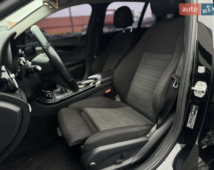 Черный Мерседес Ц-Класс, объемом двигателя 1.6 л и пробегом 337 тыс. км за 10500 $, фото 7 на Automoto.ua