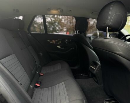 Черный Мерседес Ц-Класс, объемом двигателя 1.6 л и пробегом 337 тыс. км за 11500 $, фото 17 на Automoto.ua