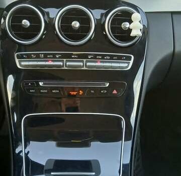 Черный Мерседес Ц-Класс, объемом двигателя 2.14 л и пробегом 319 тыс. км за 17800 $, фото 12 на Automoto.ua