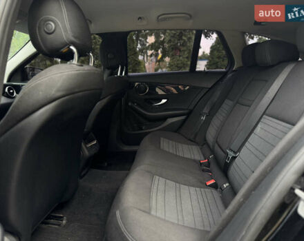 Чорний Мерседес Ц-Клас, об'ємом двигуна 1.6 л та пробігом 337 тис. км за 11500 $, фото 7 на Automoto.ua