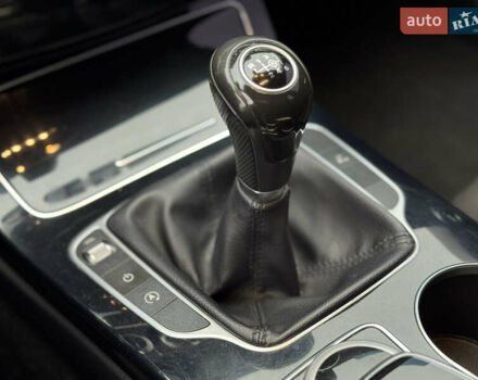 Черный Мерседес Ц-Класс, объемом двигателя 1.6 л и пробегом 337 тыс. км за 10500 $, фото 16 на Automoto.ua