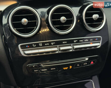 Чорний Мерседес Ц-Клас, об'ємом двигуна 1.6 л та пробігом 337 тис. км за 11500 $, фото 14 на Automoto.ua