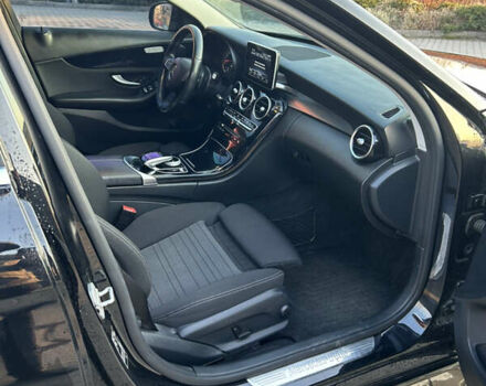 Черный Мерседес Ц-Класс, объемом двигателя 1.6 л и пробегом 244 тыс. км за 15200 $, фото 14 на Automoto.ua