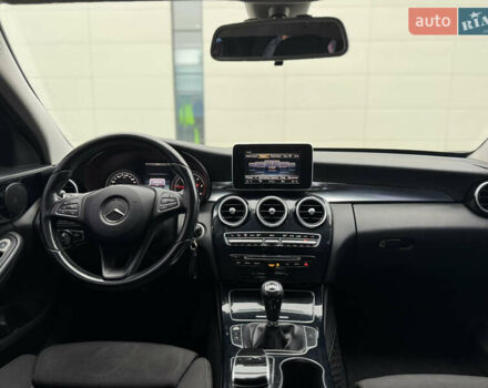 Чорний Мерседес Ц-Клас, об'ємом двигуна 1.6 л та пробігом 337 тис. км за 11500 $, фото 21 на Automoto.ua