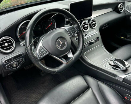 Чорний Мерседес Ц-Клас, об'ємом двигуна 2.14 л та пробігом 244 тис. км за 19999 $, фото 4 на Automoto.ua