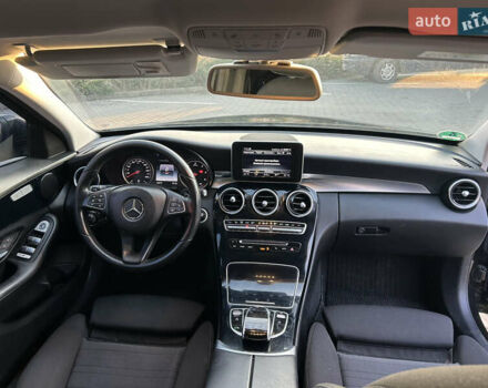 Черный Мерседес Ц-Класс, объемом двигателя 1.6 л и пробегом 244 тыс. км за 15200 $, фото 13 на Automoto.ua