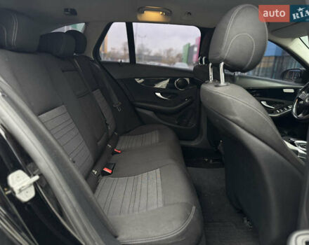 Черный Мерседес Ц-Класс, объемом двигателя 1.6 л и пробегом 337 тыс. км за 10990 $, фото 8 на Automoto.ua