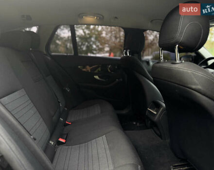 Чорний Мерседес Ц-Клас, об'ємом двигуна 1.6 л та пробігом 337 тис. км за 11500 $, фото 8 на Automoto.ua