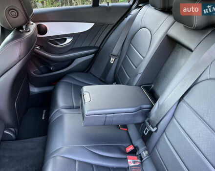 Чорний Мерседес Ц-Клас, об'ємом двигуна 2.2 л та пробігом 248 тис. км за 18000 $, фото 25 на Automoto.ua