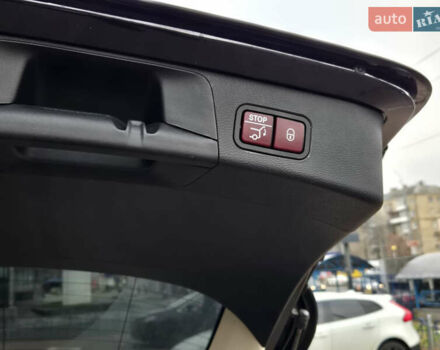 Черный Мерседес Ц-Класс, объемом двигателя 2.2 л и пробегом 93 тыс. км за 21000 $, фото 29 на Automoto.ua