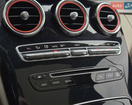 Черный Мерседес Ц-Класс, объемом двигателя 2.2 л и пробегом 93 тыс. км за 21000 $, фото 23 на Automoto.ua